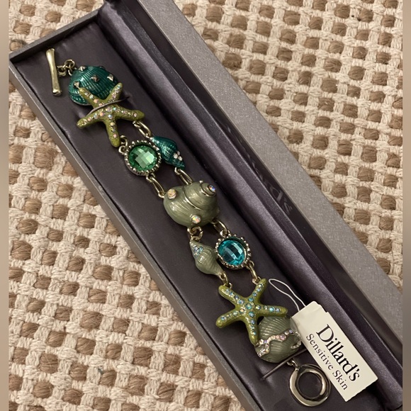 Bracelet - Picture 3 of 6